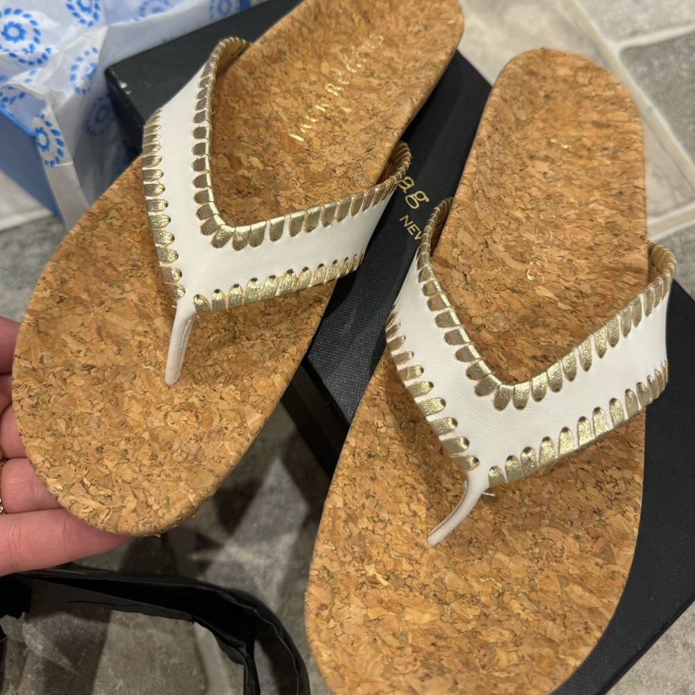 Jack rogers flip flop